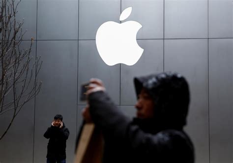 Apple, Goldman Sachs start issuing Apple Cards to consumers, Digital News - AsiaOne