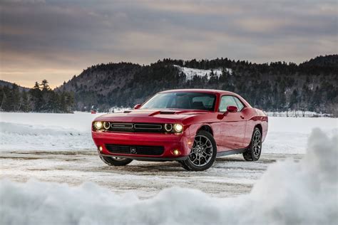 Dodge Challenger GT AWD Swoons At Snow