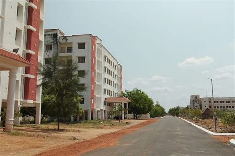 Tamil Nadu National Law University Tiruchirappalli Campus: Photos, Virtual Tour