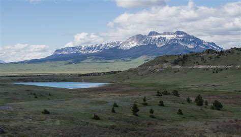 Where The Plains meet The Rockies. Took this yesterday. : r/Montana