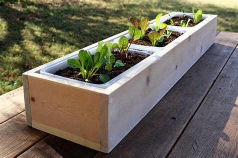 Bac à fleurs en bois à faire soi-même - 52 bacs à fleurs DIY pour s'inspirer | Diy wood planter ...