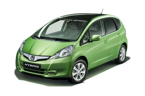 Why Can't U.S. Buyers Get Hybrid Toyota Yaris & Honda Fit?