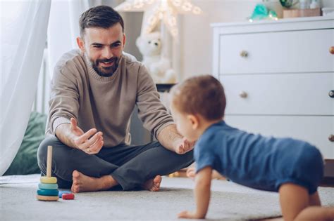 Ten Parenting Tips to Help Your Baby Crawl!