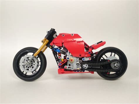 42107 Ducati Panigale model B | Ducati panigale, Panigale, Ducati