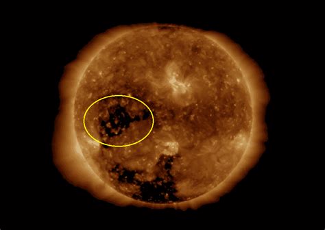 Unprecedented Sun Coronal Hole Emerges, Directs Solar Wind Streams Towards Earth – PelhamPlus