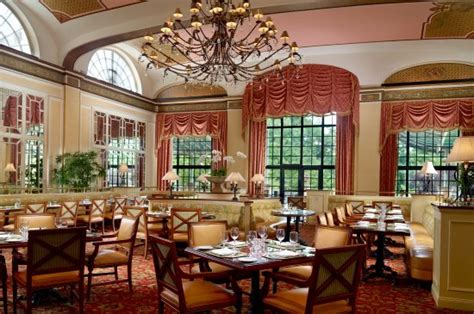 ROBERT'S RESTAURANT, Washington D.C. - Upper Northwest - Menú, Precios ...