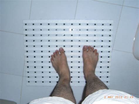 Our HDB Flat Renovation in 2009: Wet Floor Toilet Design