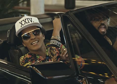 Bruno Mars – “24K Magic” Video