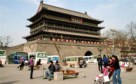 Xi'an Drum Tower Pictures, TravelChinaGuide.com