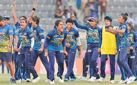 Sri Lanka Cricket bridges gender gap in payment; raises women’s match fee | EconomyNext