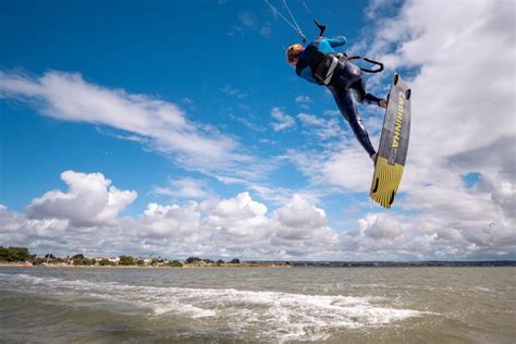 11 Easy Kite Trick after Waterstart - ProKite Alby Rondina | Kitesurfing school in Sicily