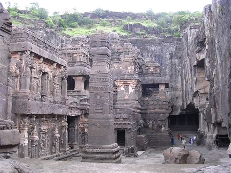 Elephanta Caves (Maharashtra) ~ WorldByWindow