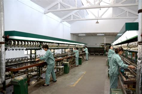 Ann & Paul in China: Suzhou Silk Factory