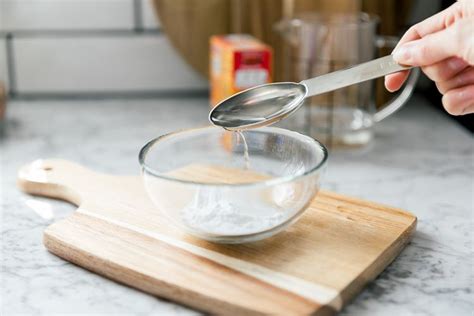 How to Clean an Oven