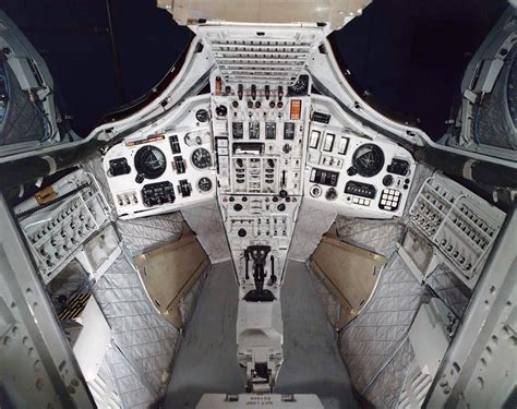 Gemini B cockpit layout