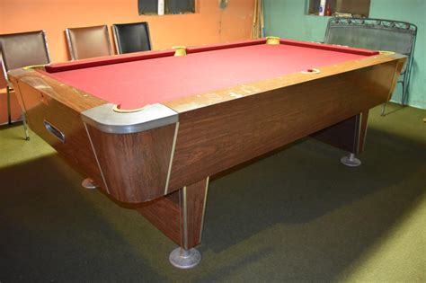 Lot - Vintage Valley Pool Table