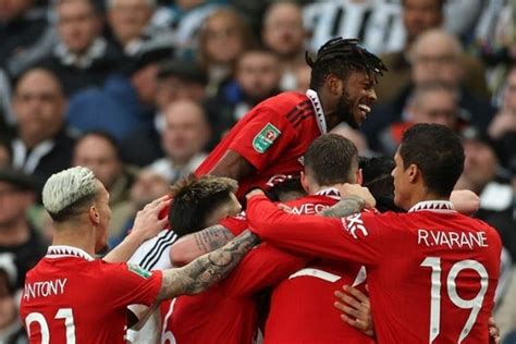 Hasil Man United Vs Newcastle 2-0: MU Juara Piala Liga Inggris, Akhiri Puasa Gelar