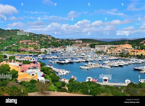 Blick auf den Yachthafen, Porto Cervo, Costa Smeralda, Provinz von Olbia-Tempio, Sardinien ...