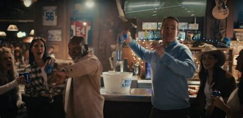 Bud Light Ad featuring Peyton Manning and Emmitt Smith