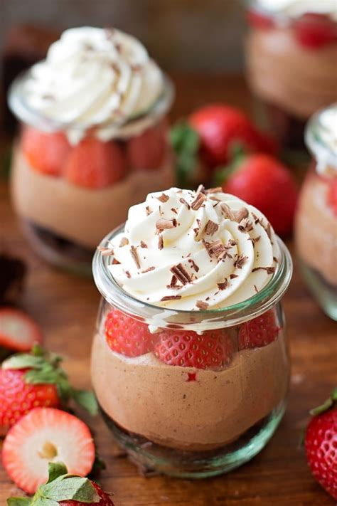 21 Easy Romantic Dessert Recipes for Sweet Valentine's Day Dinner