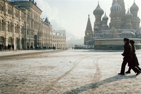 35 Fascinating Photos Capture Street Scenes of the USSR in the Mid ...