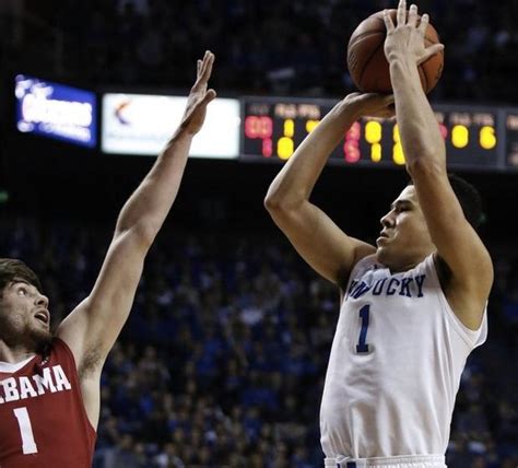 Kentucky's Devin Booker preparing for key role in NCAA tournament ...