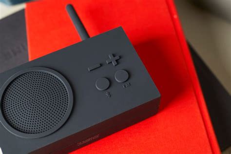 LEXON TYKHO FM RADIO & BLUETOOTH SPEAKER | The Sinsa - thesinsa.com