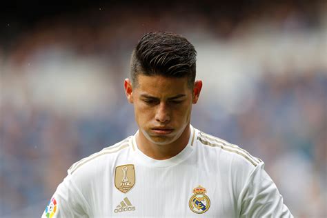 Real Madrid's James Rodriguez to miss Clasico after knee injury - Flipboard