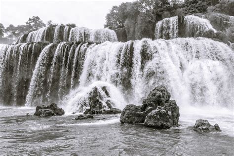 william little - Bản Giốc Waterfall