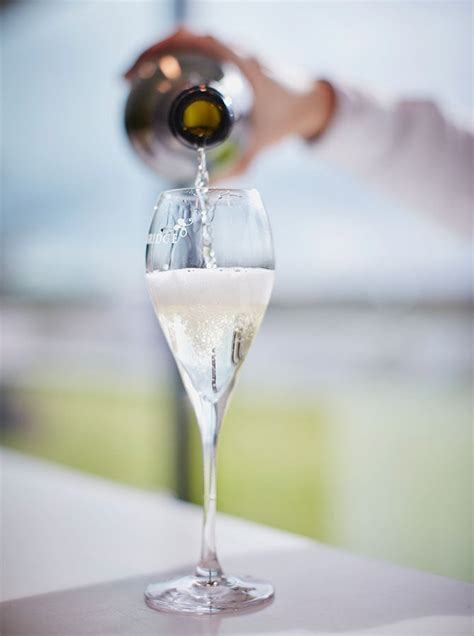 Australian Wine | How sparkling wine is made