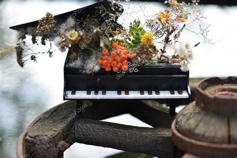 Souvenir piano. Flower Arrangement in piano. — Stock Photo © photo.svetlanahvostenko.gmail.com ...