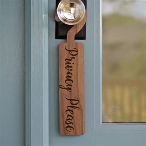 Privacy Please Door Hanger Sign | Mad Tree Woodcrafts®