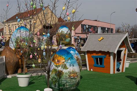 Giant Croatian Decorated Eggs to be Gifted to European Cities for Easter | Croatia Week