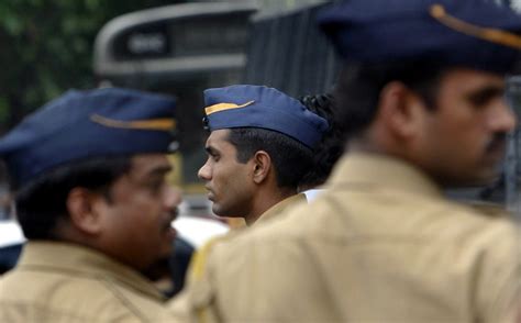 Karnataka Police Recruitment 2020: Apply for SI, constable and other KSP posts - IBTimes India