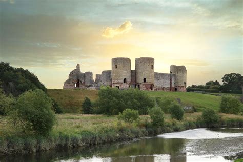 7 Castle Hotels in Wales with an Epic Story - Iconic Welsh Castles You Can Stay In – Go Guides