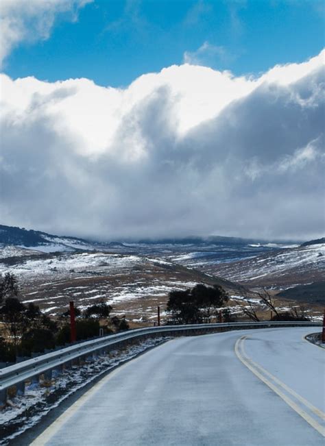 Snowy Mountains Highway Safety Improvements | On Time Guardrail