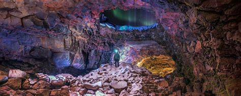 Our 5 favorite caves in Iceland