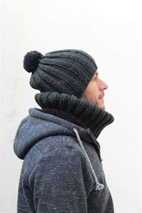 Free Men's Hat Knitting Pattern | Free Knitting Patterns | Handy Little Me