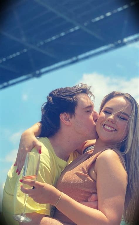 Best 10 Pics Of LazarBeam With His Current Girlfriend - Celebritopedia