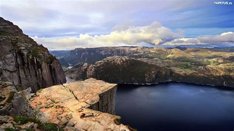 Jezioro, Klif, Preikestolen, Norwegia