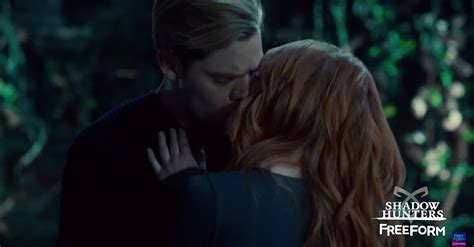 Shadowhunters’ Dominic Sherwood Dishes on That Steamy Jace & Clary Kiss | Dominic Sherwood ...