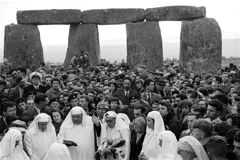 Stonehenge Before the Druids (Long, Long, Before The Druids) - JSTOR Daily