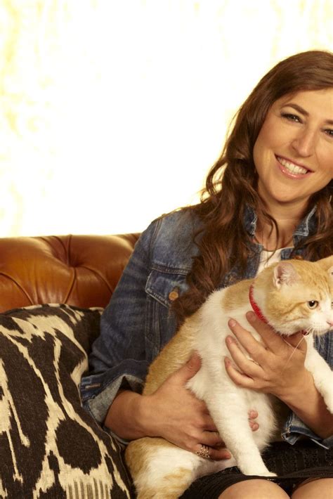 Mayim Bialik Wants To See Pictures Of Your Cat | Mayim bialik, See ...