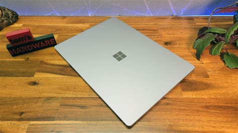 Microsoft Surface Laptop 5 (15-inch) Review: No Better Blues | Tom's ...