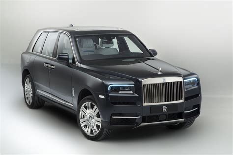 Rolls Royce Suv 2020 Price : Rolls-Royce unveils SUV with $325K price ...