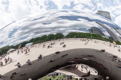 People reflecting on Chicago bean | Free Stock Image - Barnimages