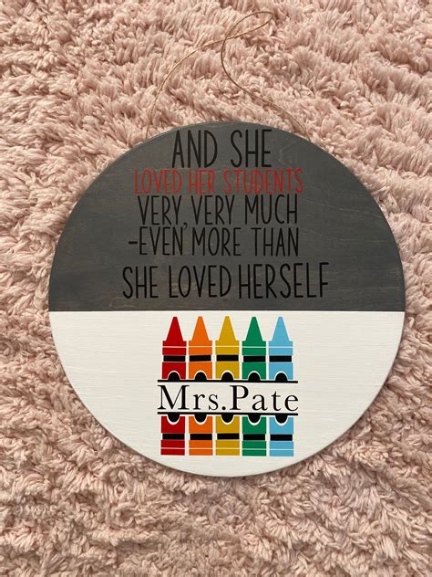 Customized teacher wood round sign | Etsy