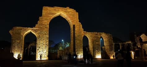 Night walk at Qutub Minar | Night walking, Places to visit, Places