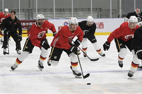 Calgary Flames release official opening-night roster