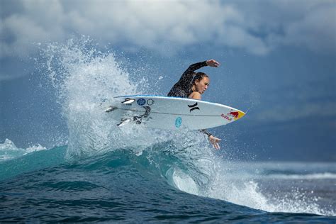 Carissa Moore reveals her pioneering surfing training